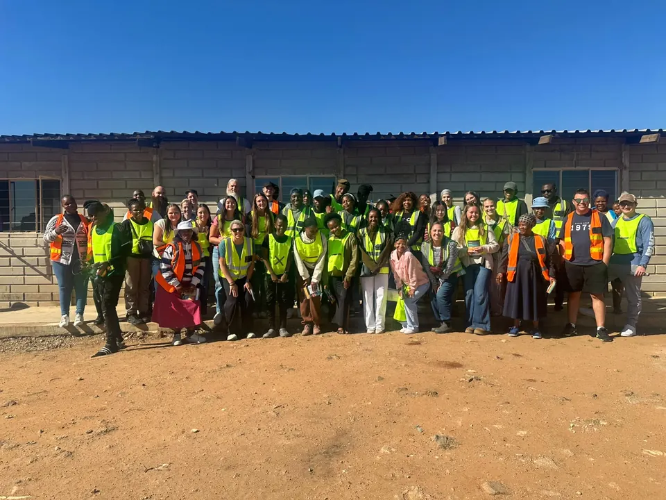 WOWZA volunteers gathered together in Thembisa, South Africa